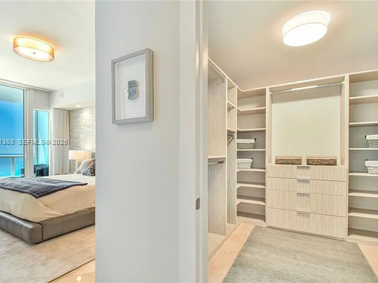 100 S Pointe Dr #2806 — Photo 19