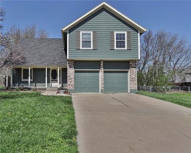 1207 Maple Ln, Pleasant Hill, MO, 64080