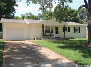 710 Iris Ln NW, Huntsville, AL 35811