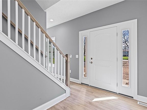 4th image of 277 Collamer Rd