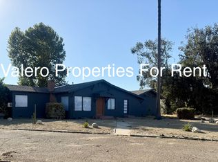 3037 S Shirk Rd #A, Visalia, CA 93277