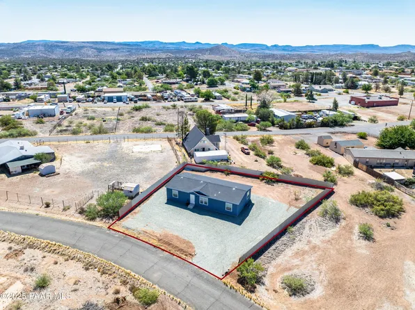 15869 S Chestnut Ln, Mayer, AZ 86333