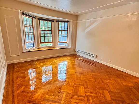 4th image of 3140 21st St APT 102