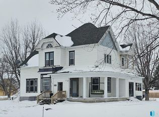 201 S Irvin St, Egan, SD 57024