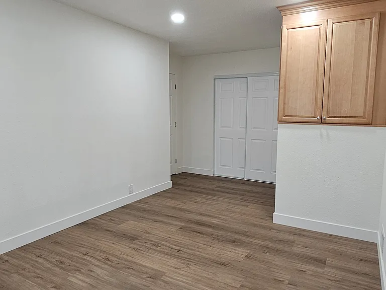 2522 Orange Ave #E — Photo 16