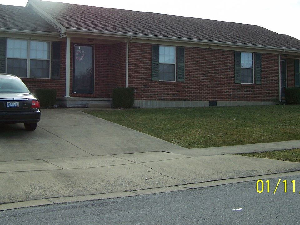 1st image of 909 Altamont Ct