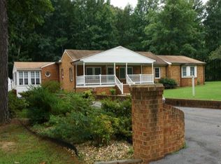 1766 Cook Rd, Powhatan, VA 23139