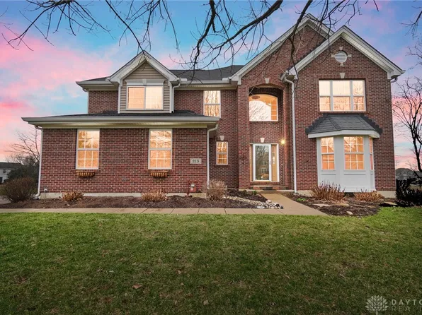 215 Branch Creek Cir, Dayton, OH 45458