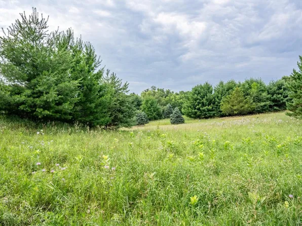 1.55 AC Fish Court, Oxford, WI 53952