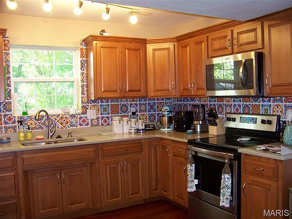 4th image of this home