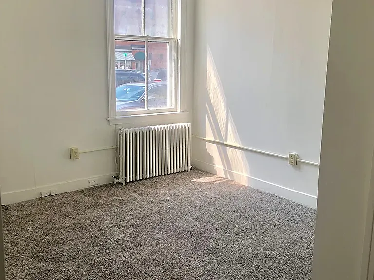 14 Clarke St #3 — Photo 7
