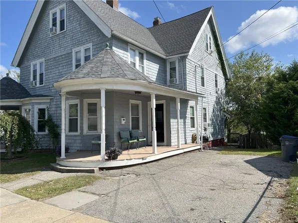 10-14 Carleton St, Providence, RI 02908