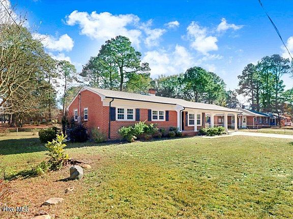 2nd image of 2200 Glenhaven Lane