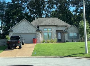 51 Wood Valley Cv, Humboldt, TN 38343