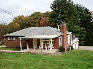 143 Berryhill Rd, Glenshaw, PA 15116