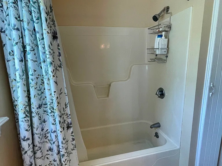 11 Beachwood Ave — Photo 21