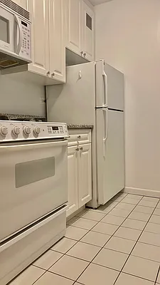 Rented by Corcoran | media 11