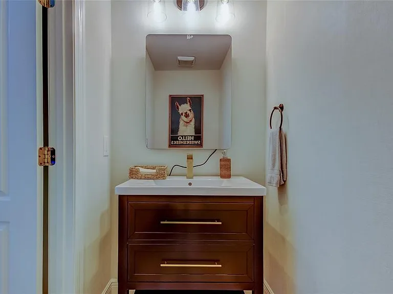 120 Brightwater Dr #5 — Photo 8