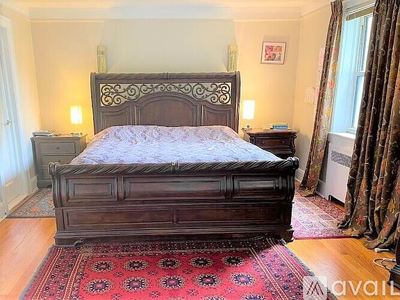 3rd image of 8426 Wareham Pl