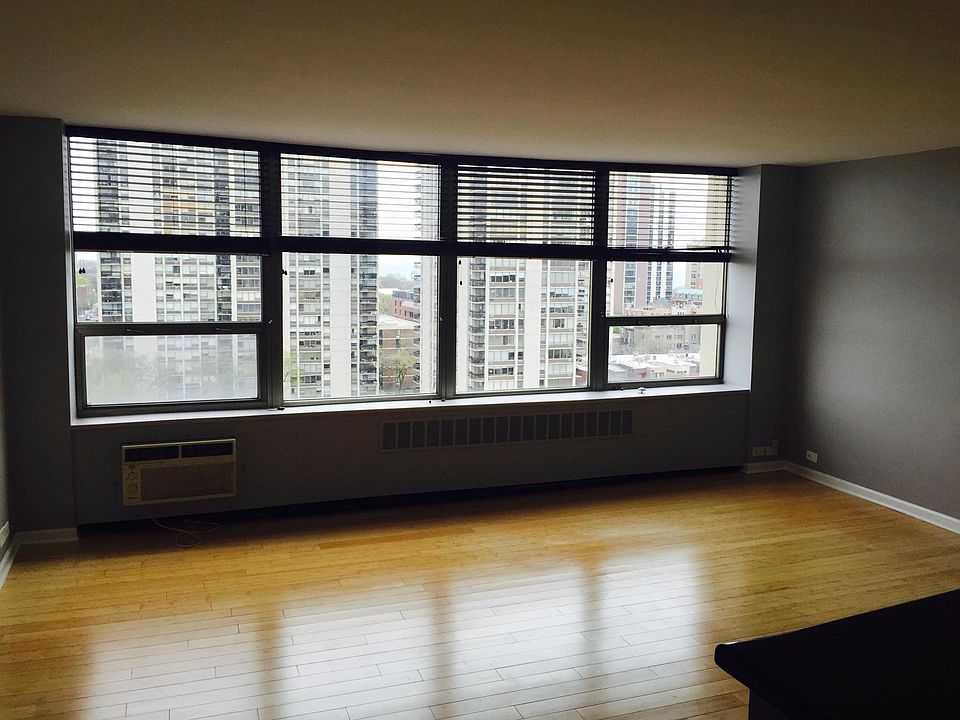 2nd image of 1360 N Sandburg Ter APT 1410
