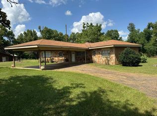 1111 Gilmer Rd, Winnsboro, TX 75494