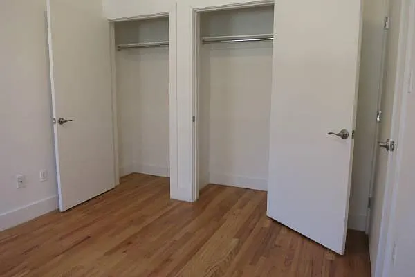 Rented by Manhattan Best Realty, Inc. | media 35