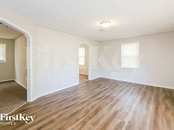 3rd image of 7028 Manchester Ave