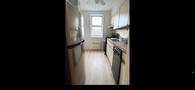 2900 Ocean Ave #1 — Photo 16