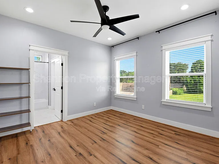 6476 T C Jester Blvd — Photo 32