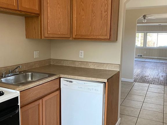 2nd image of 30800 Telegraph Rd Suite 2975