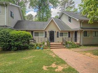 212 Hills Mill Rd, Cornelia, GA 30531