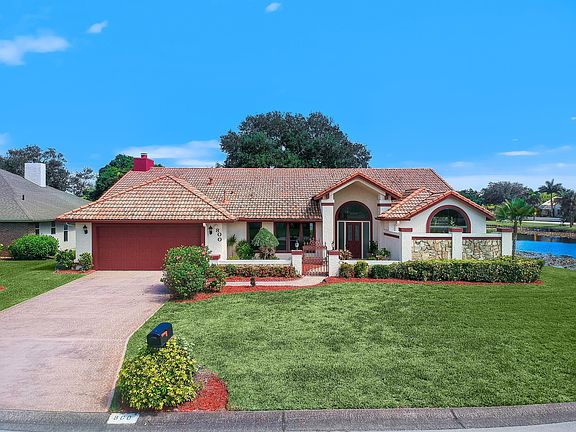 2nd image of 800 Spanish Wells Dr