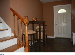 10 Oakdale Blvd, Morrisville, PA 19067