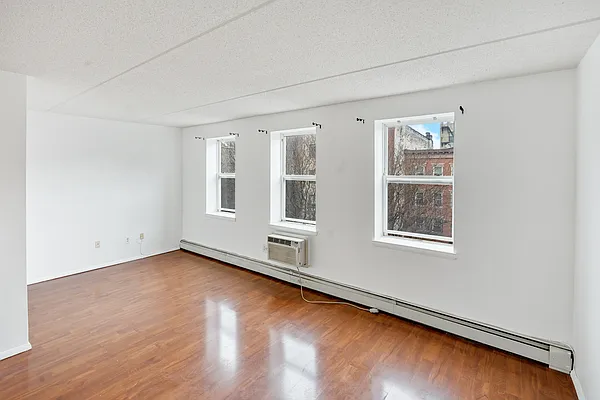 Rented by Compass | media 3