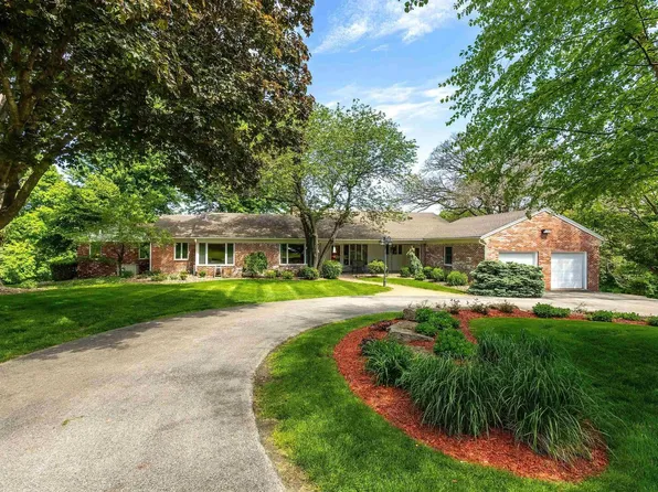 15812 Route 84 N, East Moline, IL 61244