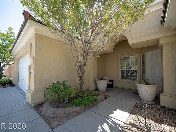 4th image of 8605 Crest Hill Ave