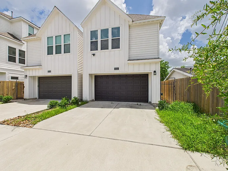 4306 Idaho St — Photo 2