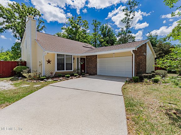 2nd image of 8161 CAYUGA Trail E