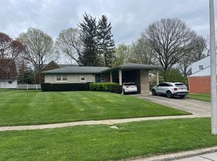 310 Larch Ln, Lexington, KY 40511