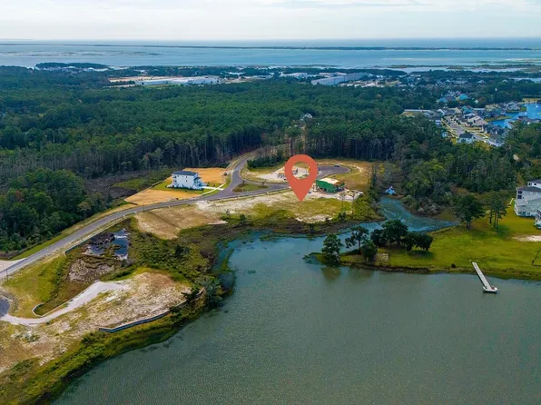 500 Swan Court, Beaufort, NC 28516