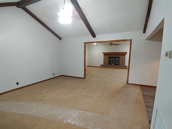 3rd image of 8615 Washington Blvd