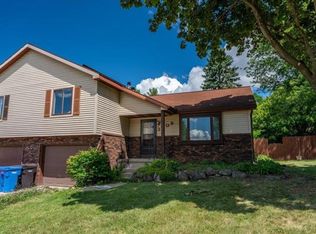 3909 Patrick Henry Way, Middleton, WI 53562