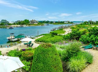 95 Inlet Rd W, Hampton Bays, NY 11946