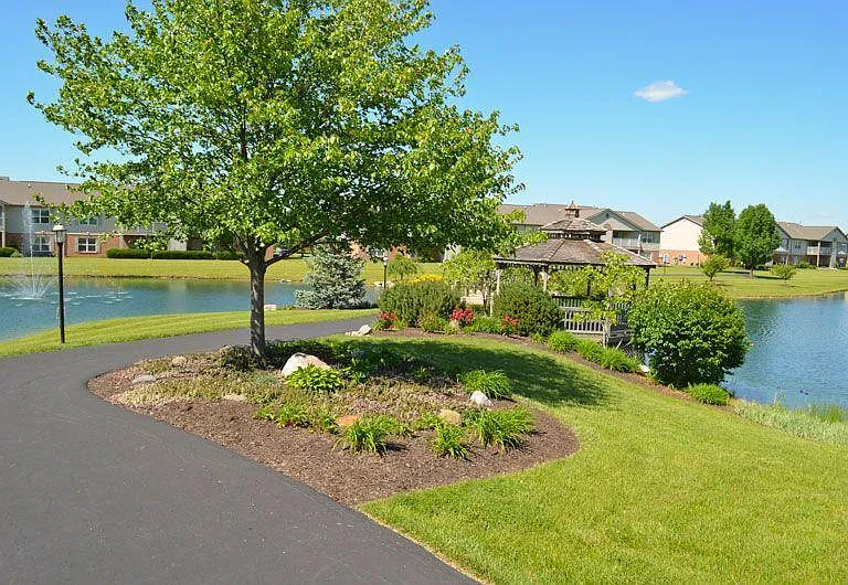 5667 Dockside Dr — Photo 37