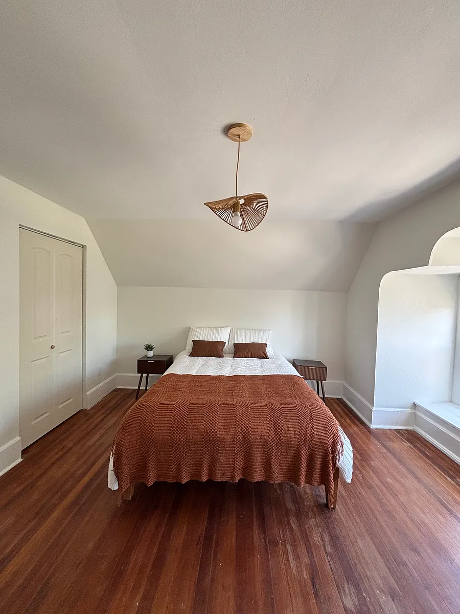 Building Photo - 203 Lillian Ave #1