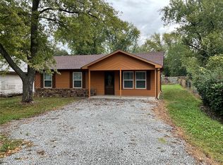 304 N 5th St, Jay, OK 74346