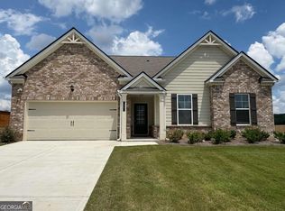 5984 Spring Way, Lithonia, GA 30038