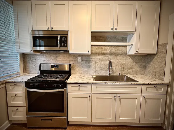 6741 S Clyde Ave #2, Chicago, IL 60649