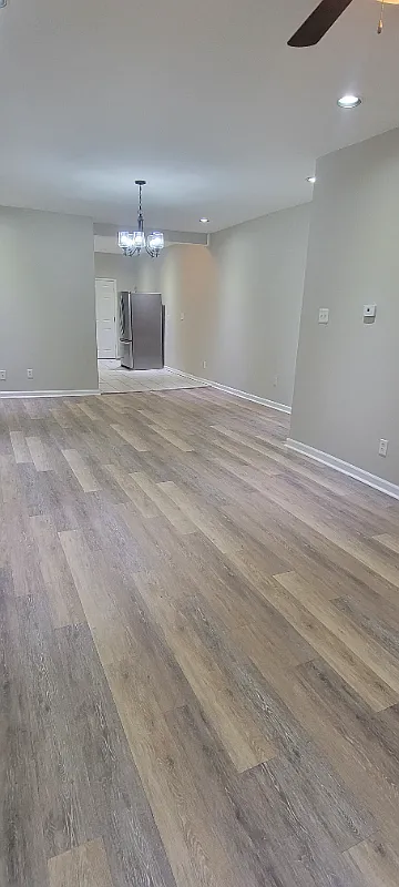 3 bed, 1.5 bath, 1643 sqft, $1,495 — Photo 3