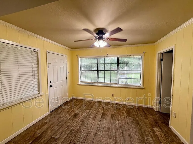 1116 W Nettleton Ave — Photo 11